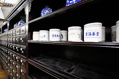 《晨昏线》全新预告 缉毒这条路，是我的选择